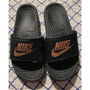 Nike Benassi JDI Slides Black Volt Women’s US Sz 8 Sandals 343881-007 Chanclas